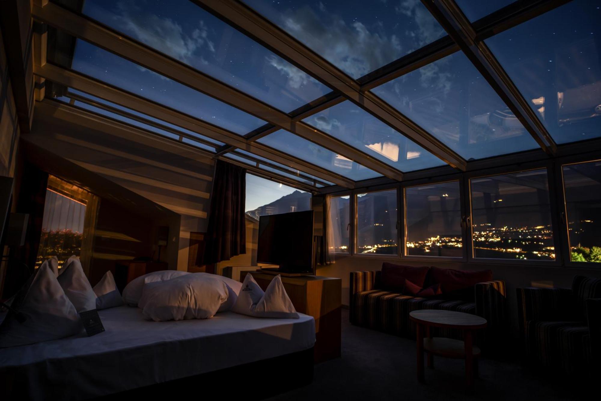 Hotel Mitterplatt  Schenna Exteriör bild